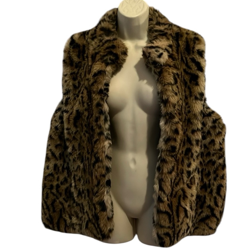 Chico's size 14 black & Brown leopard print Faux Fur Vest Chico’s size 3